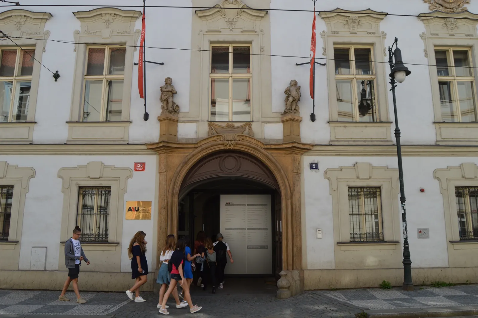 Comunidad internacional de estudiantes de AAU